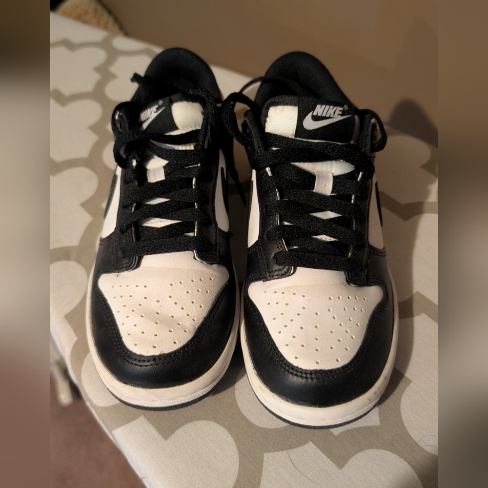 Nike Kids Black and White Sneakers